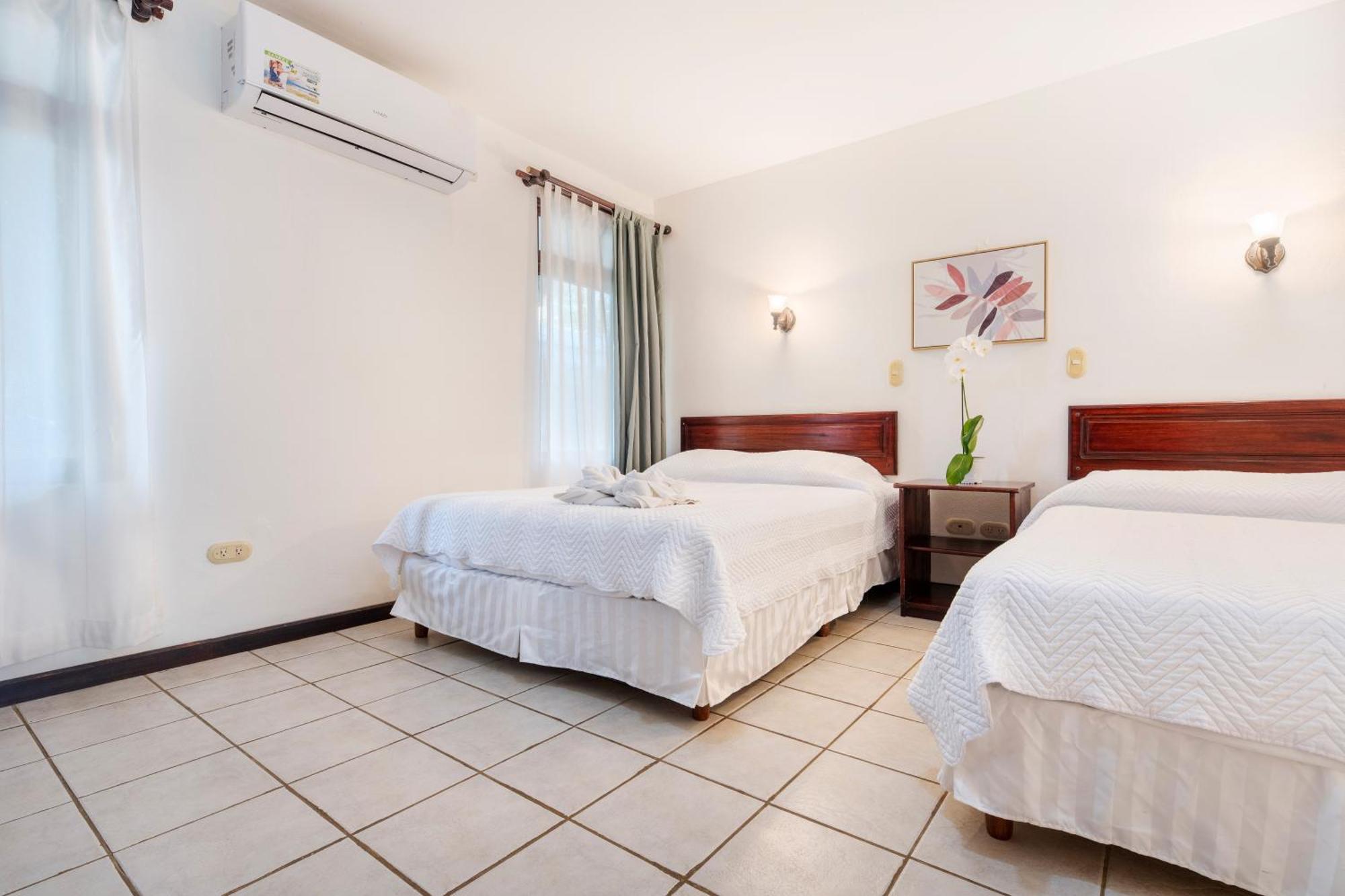 Hotel & Villas Tangeri Jacó Extérieur photo